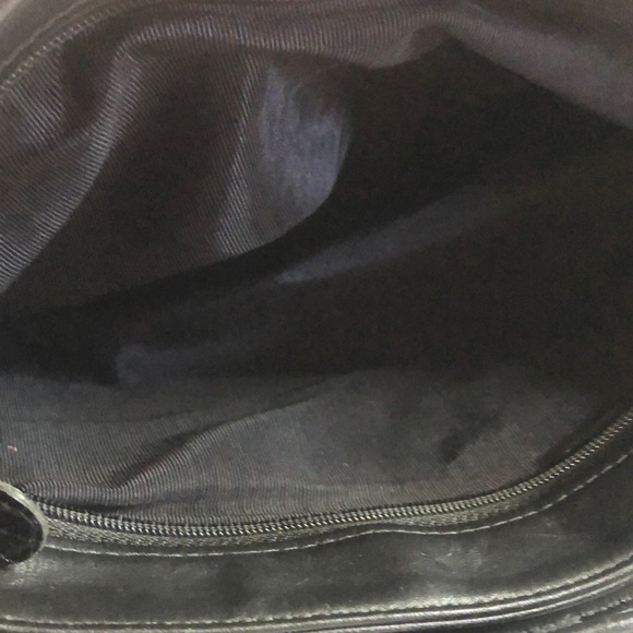 Woman’s Y2k Black leather SAS classy medium handbag purse - Picture 10 of 12